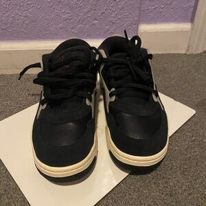 Air Jordan 4RM